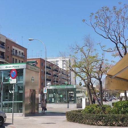 Apartamento Eduardo Dato Seville Exterior photo