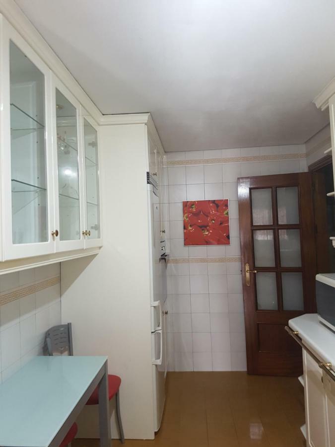 Apartamento Eduardo Dato Seville Exterior photo